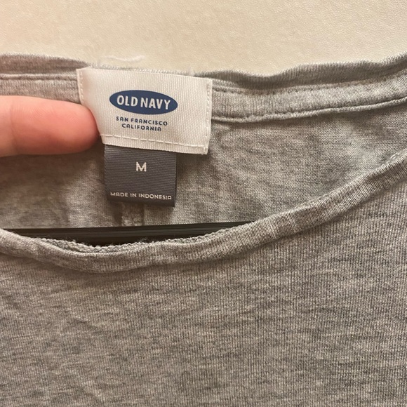 ‼️ 2 for $10 ‼️ Relaxed fit tank top - Picture 2 of 3